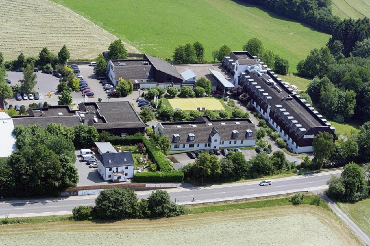 Trans World Hotel Kranichhoehe Much Eksteriør bilde